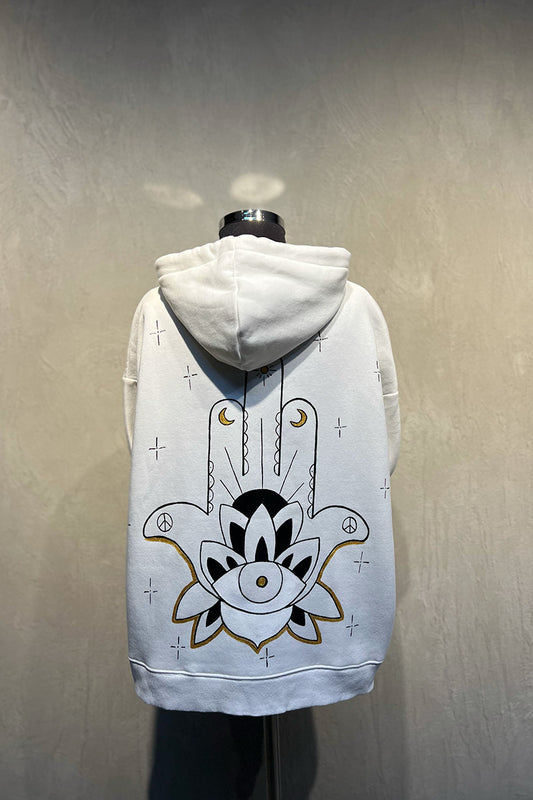 Look Project - Ekru Hamsa