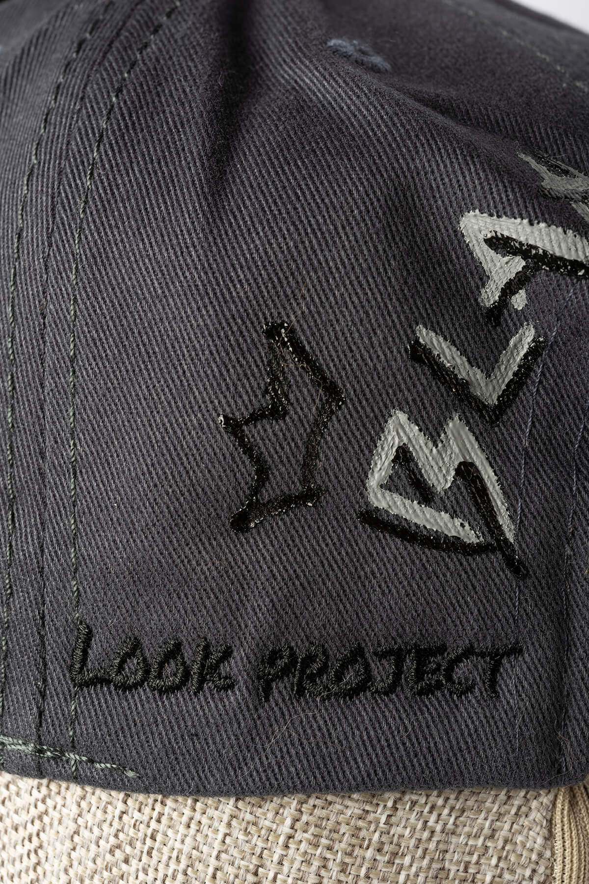 Look Project - Grey Blah Blah