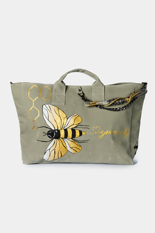 Look Project - Kum Rengi Belo the Bee